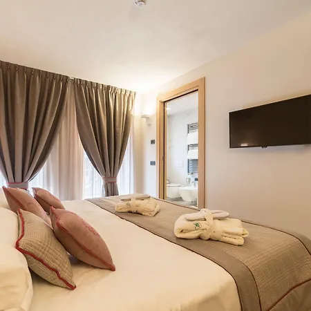 Excelsior Planet Hotel 4*