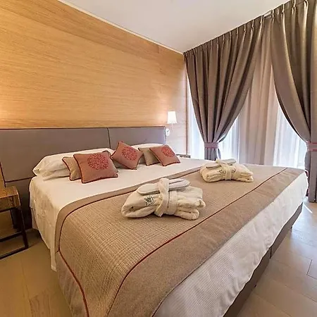 Excelsior Planet Hotel
